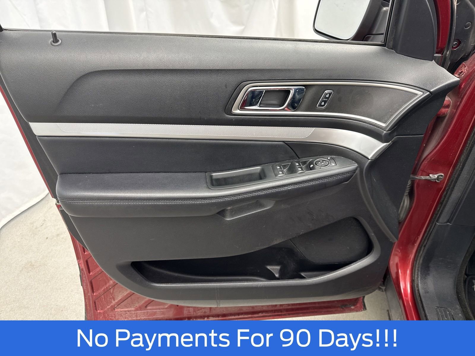 Certified 2017 Ford Explorer XLT w/ Equipment Group 202A AWD/4WD image 13