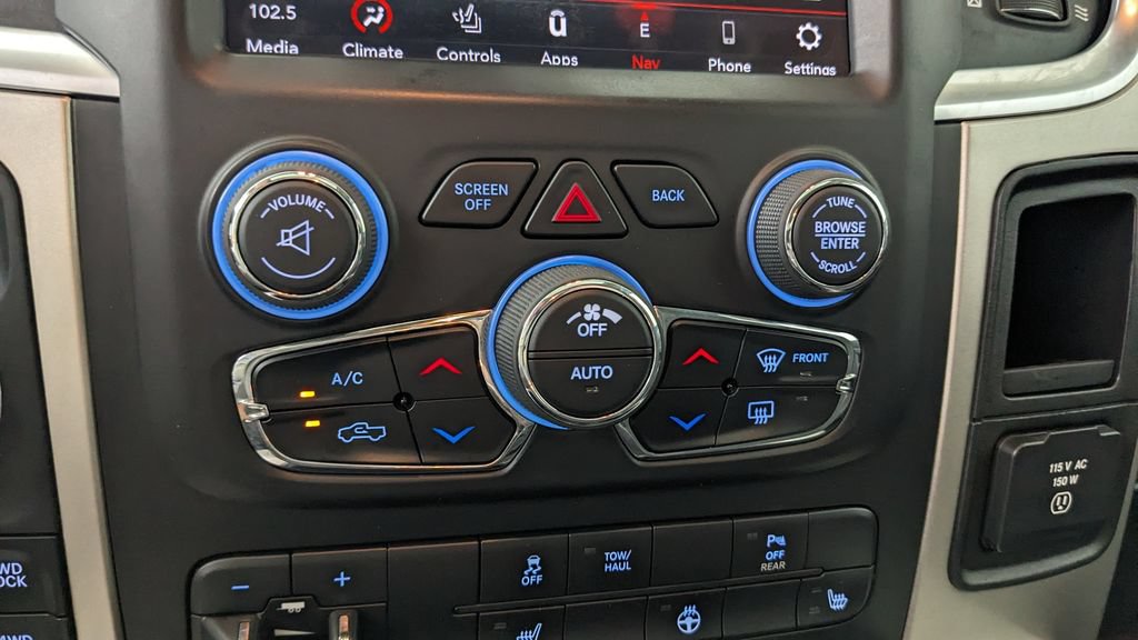 Used 2019 RAM 1500 Warlock AWD/4WD image 29