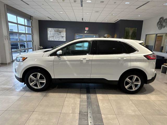 Certified 2022 Ford Edge SEL w/ Convenience Package image 2