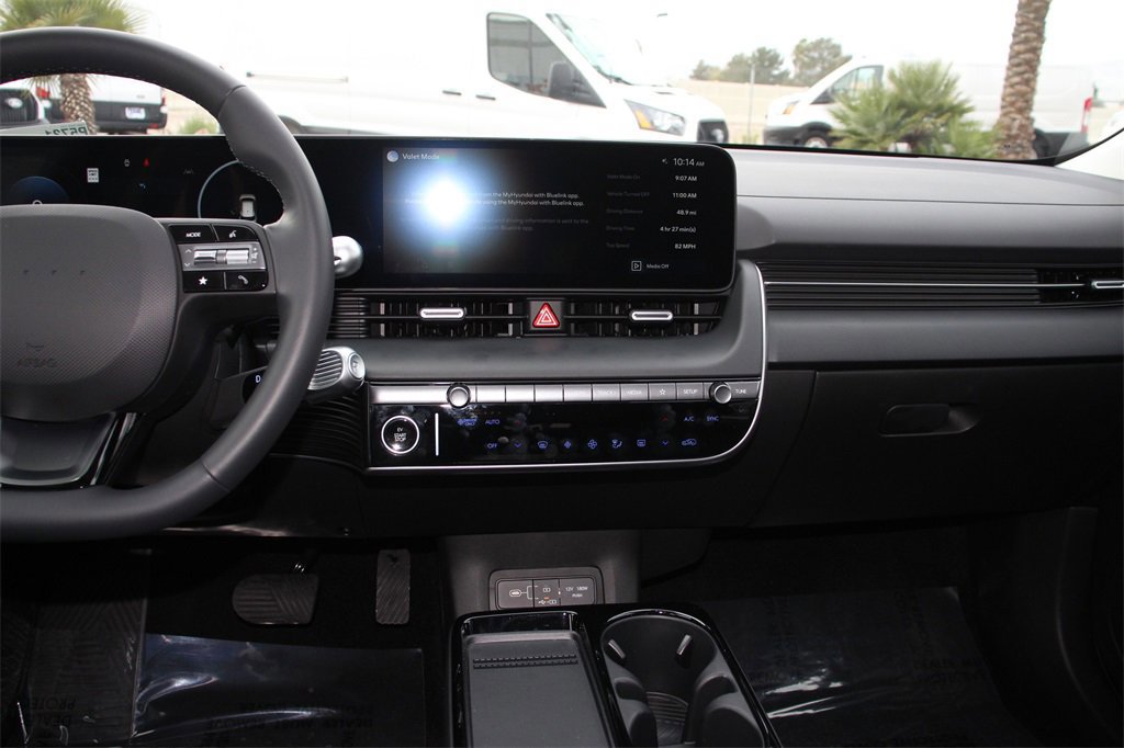 Used 2025 Hyundai Ioniq 5 SE image 18