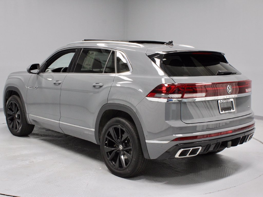 Used 2024 Volkswagen Atlas Cross Sport SEL Premium R-Line AWD/4WD image 11