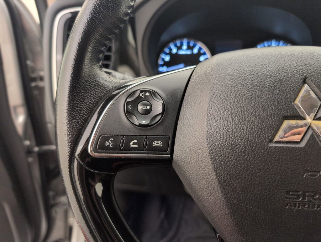 Used 2019 Mitsubishi Outlander SE FWD image 34