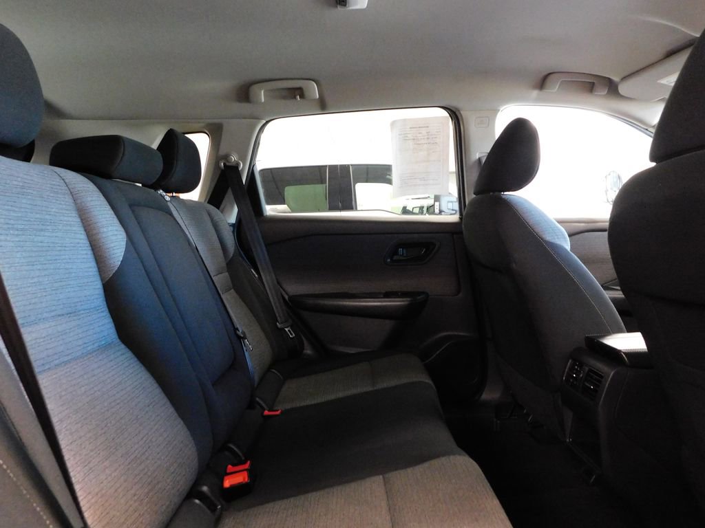 Used 2021 Nissan Rogue S AWD/4WD image 36