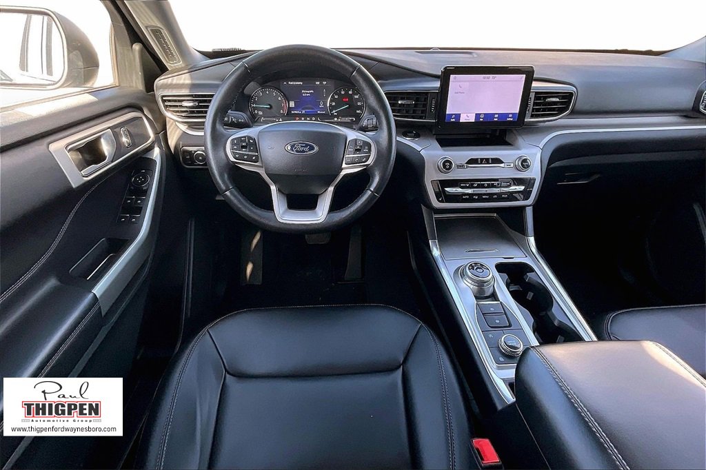 Certified 2023 Ford Explorer XLT w/ Equipment Group 202A image 5