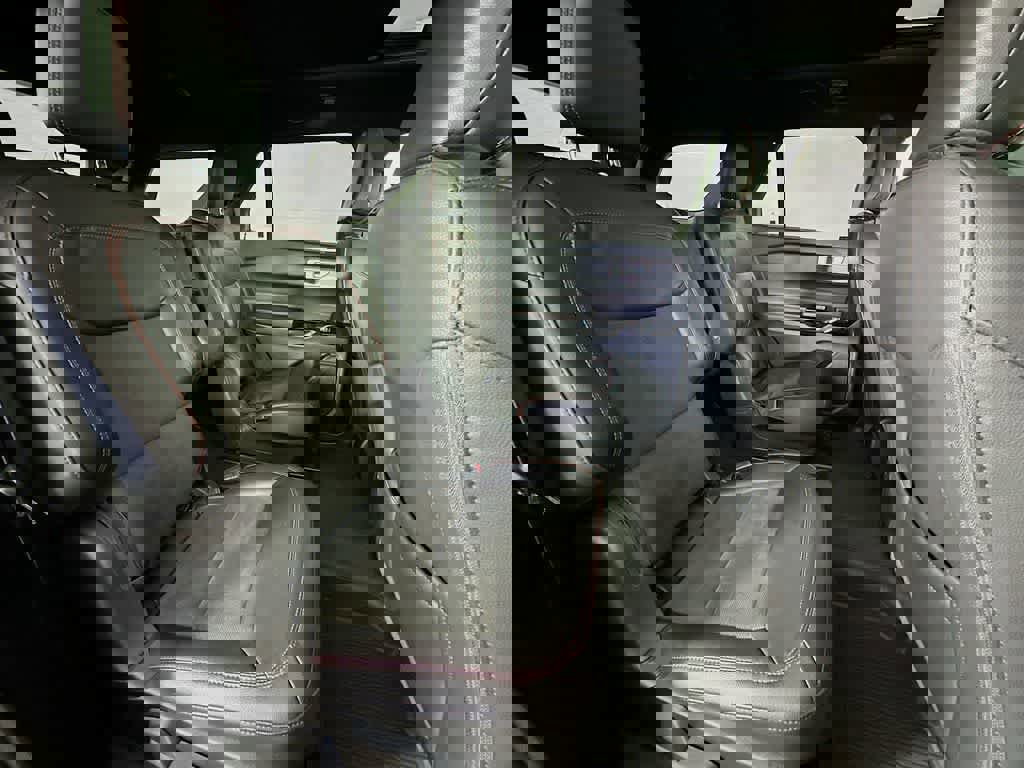 Certified 2022 Ford Explorer ST-Line w/ Class IV Trailer Tow Package image 35