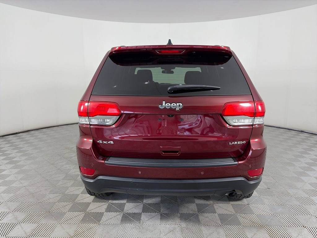 Used 2018 Jeep Grand Cherokee Laredo AWD/4WD image 6