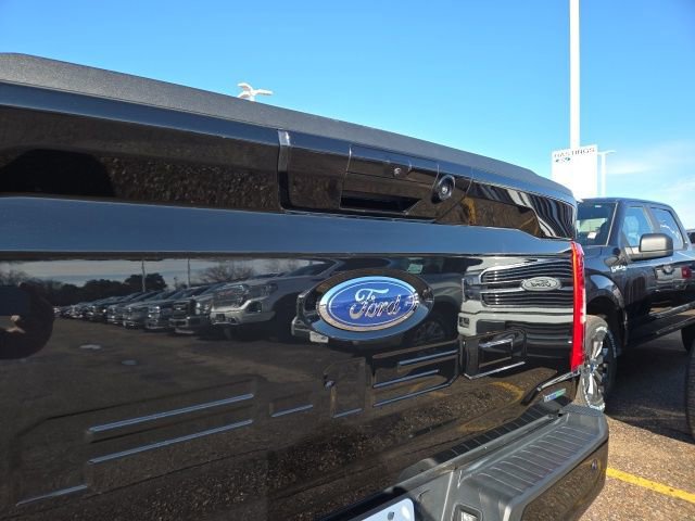 Certified 2022 Ford F150 XLT w/ Equipment Group 302A High image 10