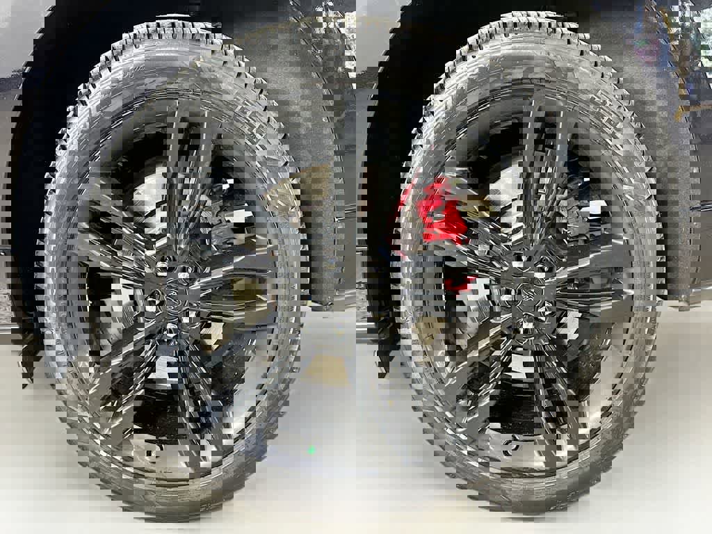 Certified 2021 Ford Edge ST w/ Equipment Group 401A image 8