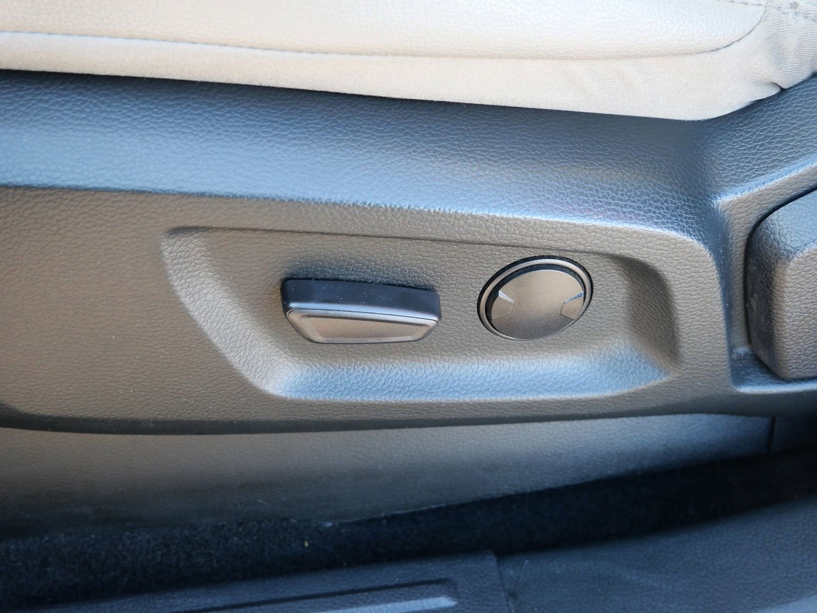 Certified 2022 Ford Ranger Lariat w/ Equipment Group 501A High image 12