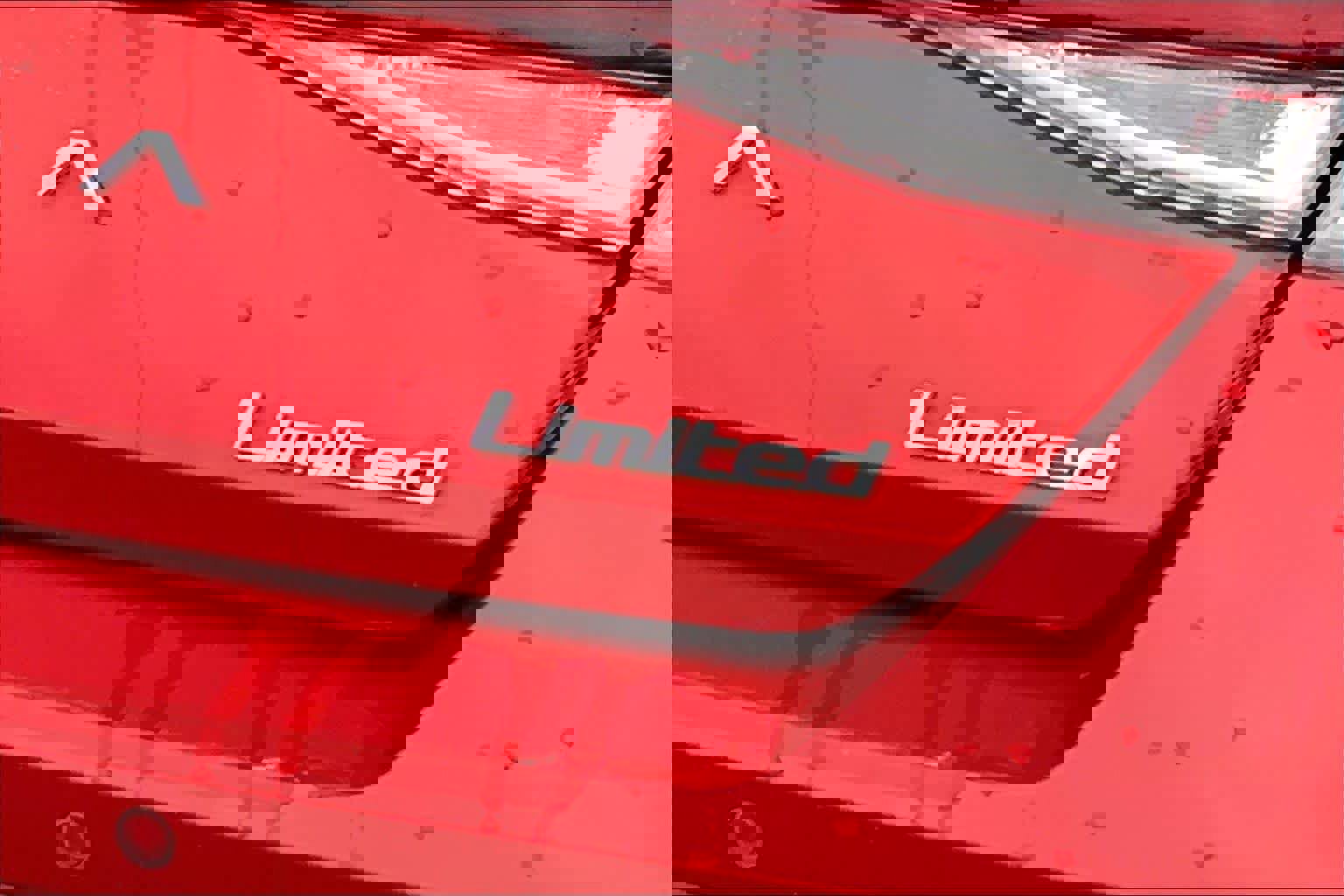 Used 2021 Hyundai Elantra Limited image 29