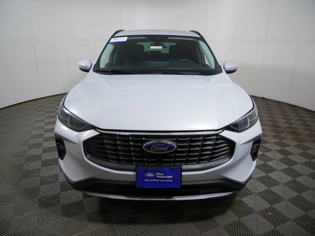 Certified 2025 Ford Escape Platinum AWD/4WD image 3