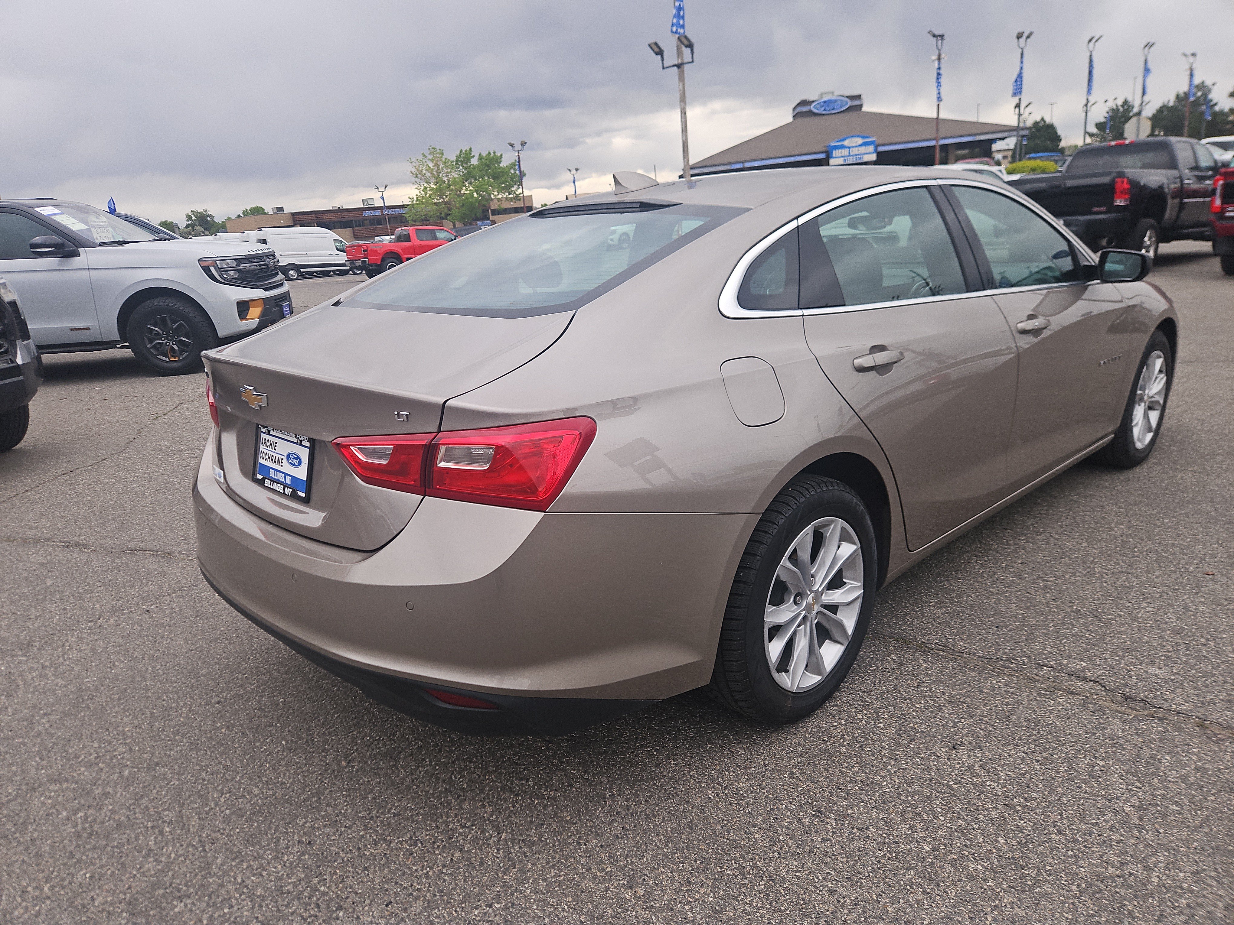 Used 2025 Chevrolet Malibu LT FWD image 5