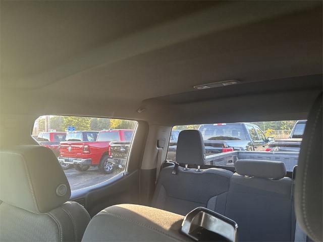 Used 2021 Chevrolet Silverado 1500 LT image 20