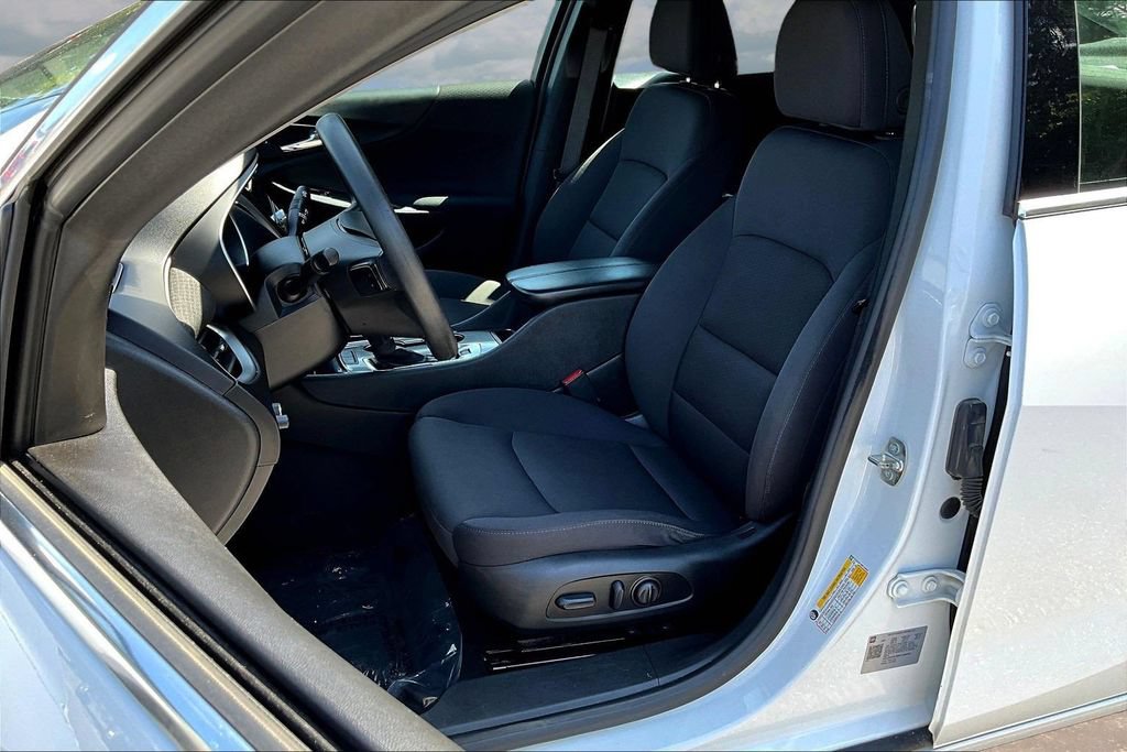 Used 2024 Chevrolet Malibu LT FWD image 23