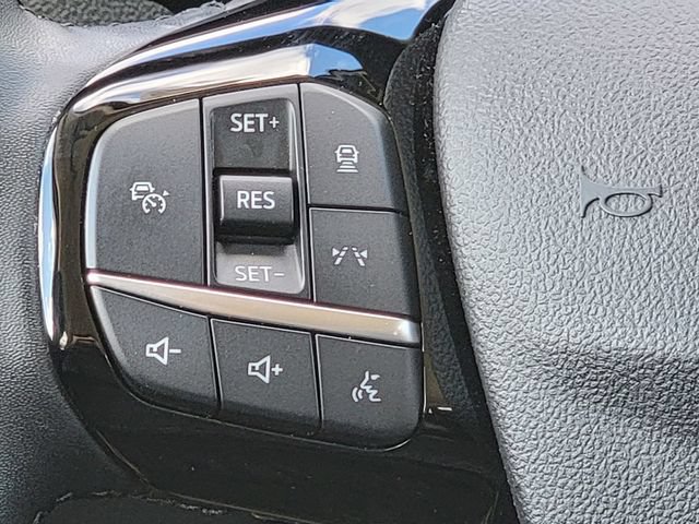 Certified 2023 Ford Escape SE FWD image 33