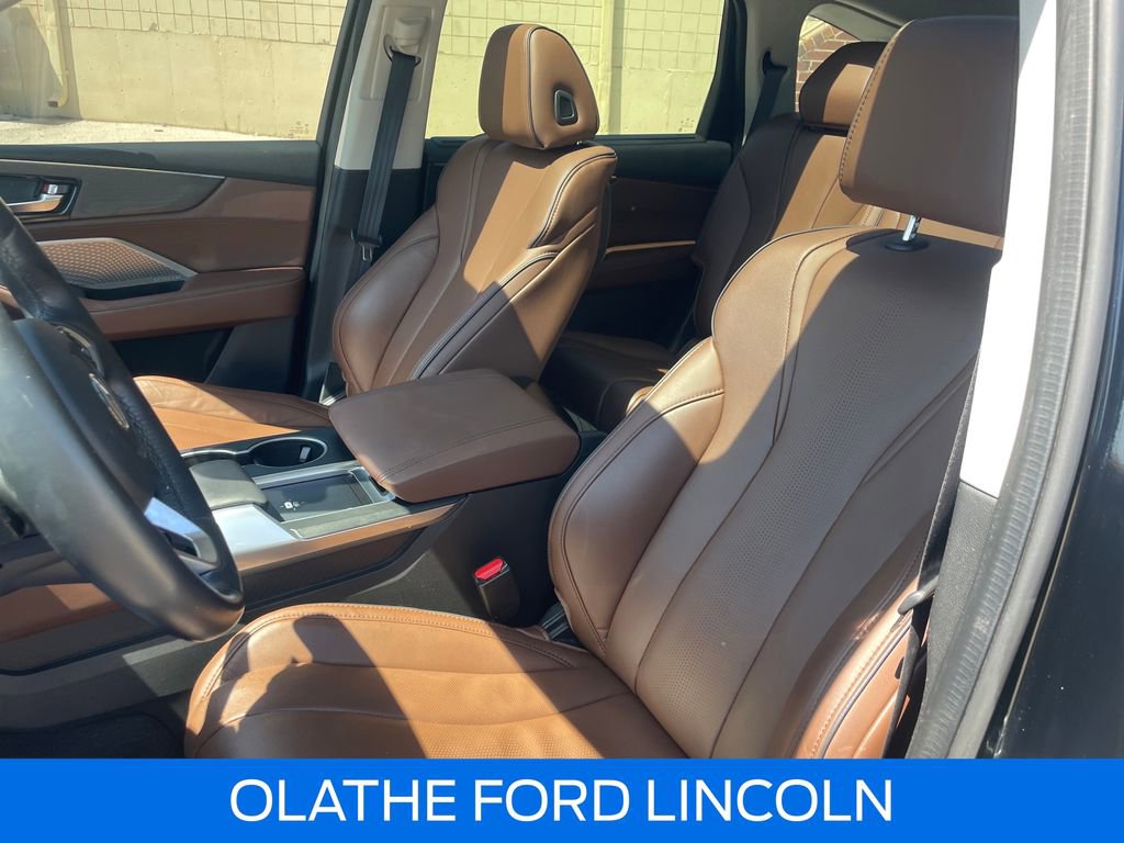 Used 2023 Acura MDX SH-AWD w/ Advance Package image 20