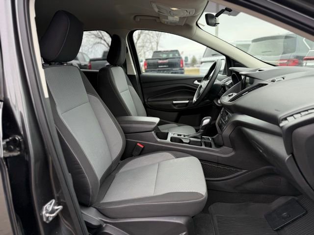 Certified 2018 Ford Escape SE w/ SE SYNC Package image 19