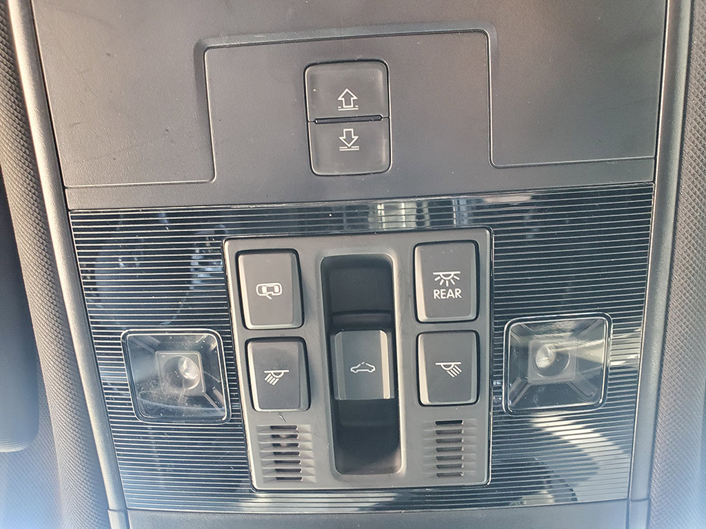 Used 2022 Volkswagen Tiguan SE R-Line AWD/4WD image 28