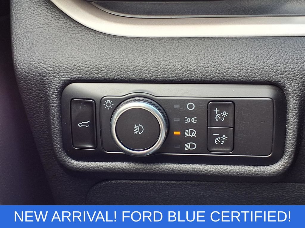 Certified 2023 Ford Explorer XLT w/ Equipment Group 202A AWD/4WD image 19