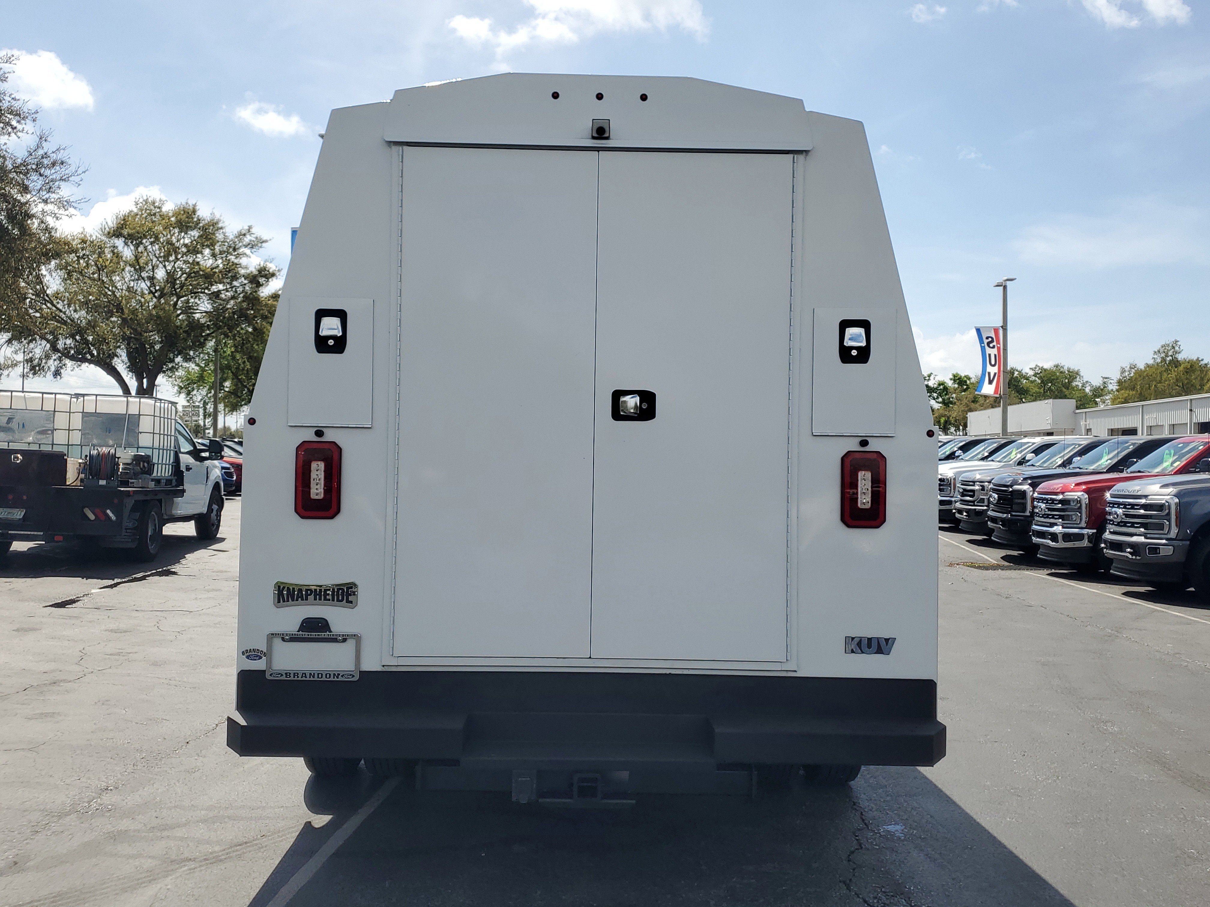 Certified 2024 Ford E-450 and Econoline 450 Super Duty w/ Driver's Safety Package image 2