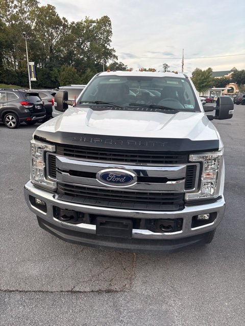 Certified 2018 Ford F250 XLT w/ XLT Value Package AWD/4WD image 5