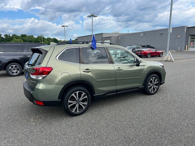 Used 2020 Subaru Forester Limited AWD/4WD image 5