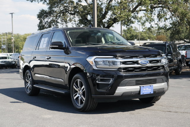 Certified 2024 Ford Expedition Max Limited RWD image 7