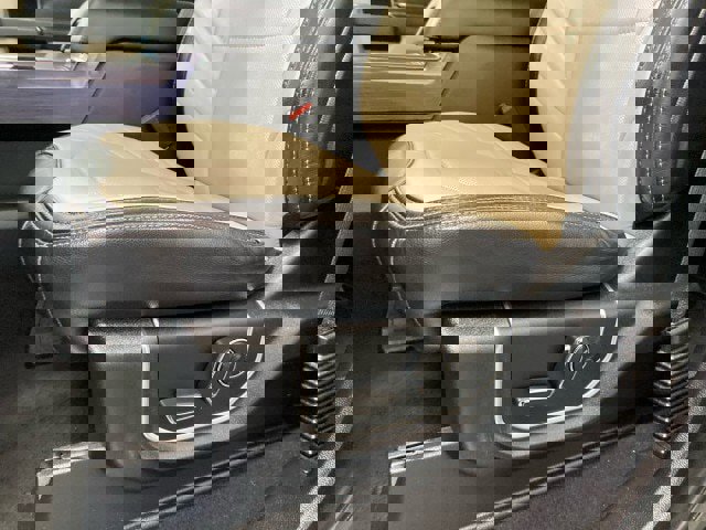 Certified 2020 Ford F350 Limited w/ FX4 Off-Road Package image 19