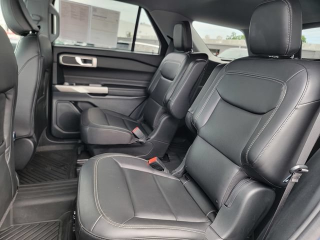 Certified 2023 Ford Explorer XLT w/ Equipment Group 202A AWD/4WD image 21