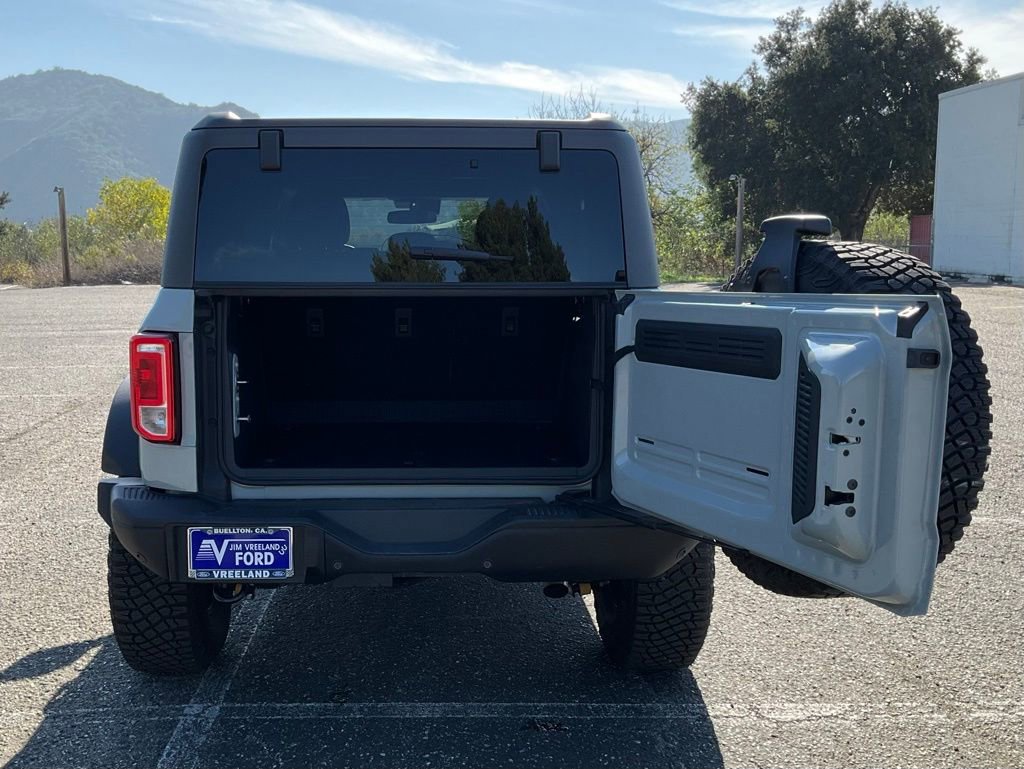 Certified 2024 Ford Bronco Black Diamond w/ Sasquatch Package image 25