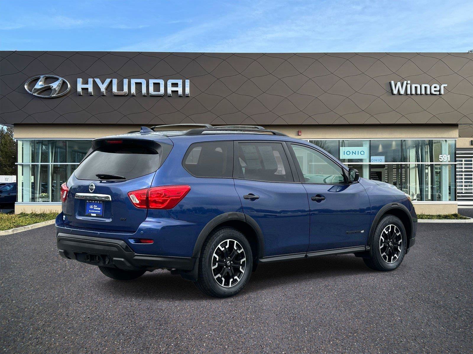 Used 2019 Nissan Pathfinder SV w/ Rock Creek Edition FWD image 5