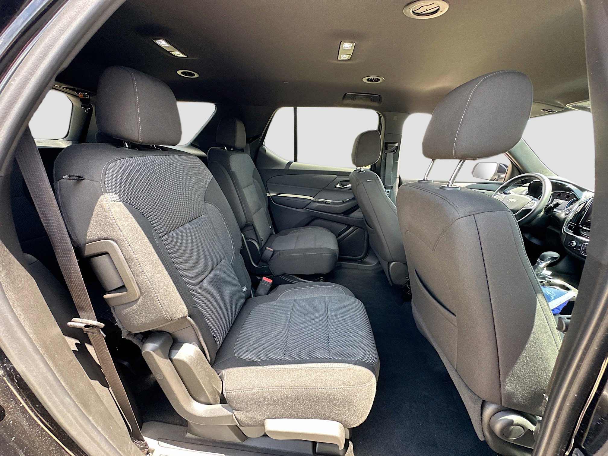 Used 2023 Chevrolet Traverse LT FWD image 26