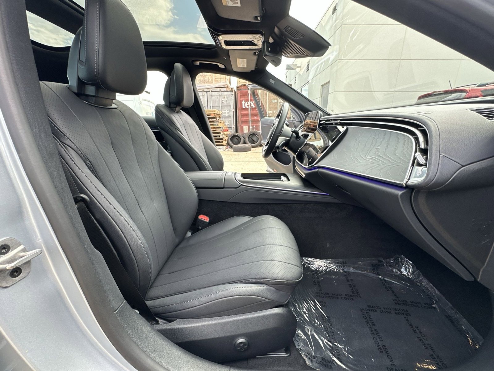 Used 2024 Mercedes-Benz E 350 4MATIC Sedan w/ Driver Assistance Package image 35
