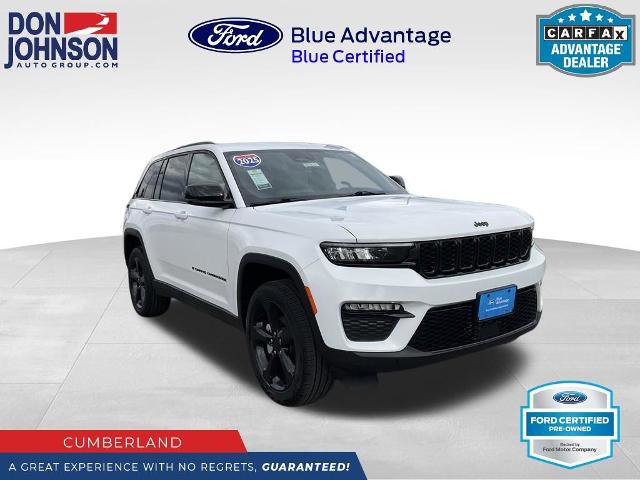 Used 2025 Jeep Grand Cherokee Limited w/ Black Appearance Package