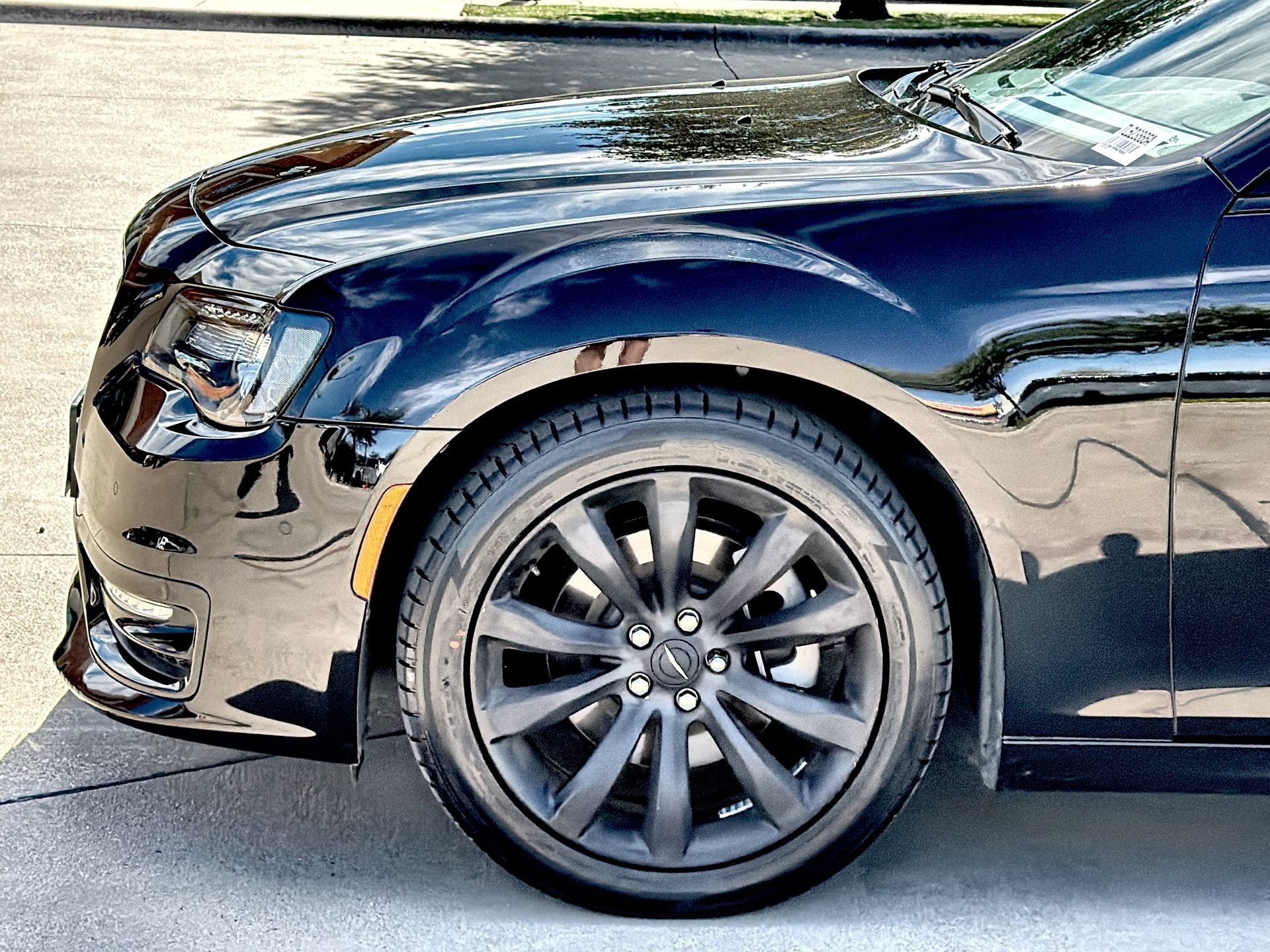 Used 2023 Chrysler 300 S w/ Comfort Group RWD image 10