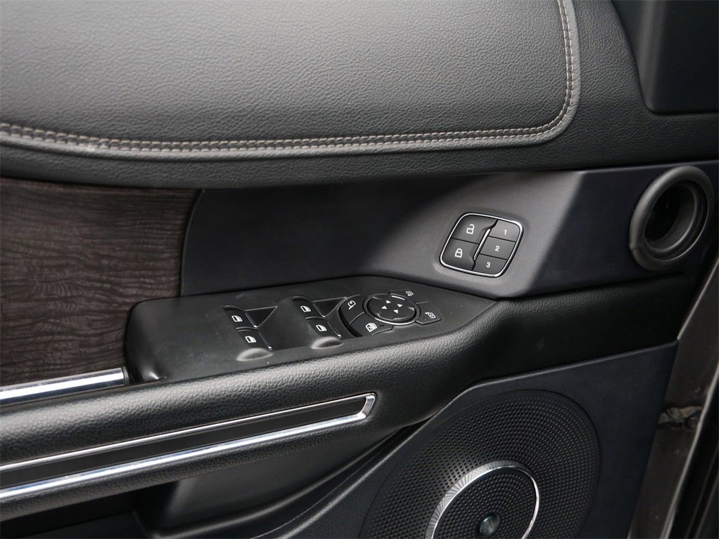 Certified 2021 Ford Expedition Max Limited image 16