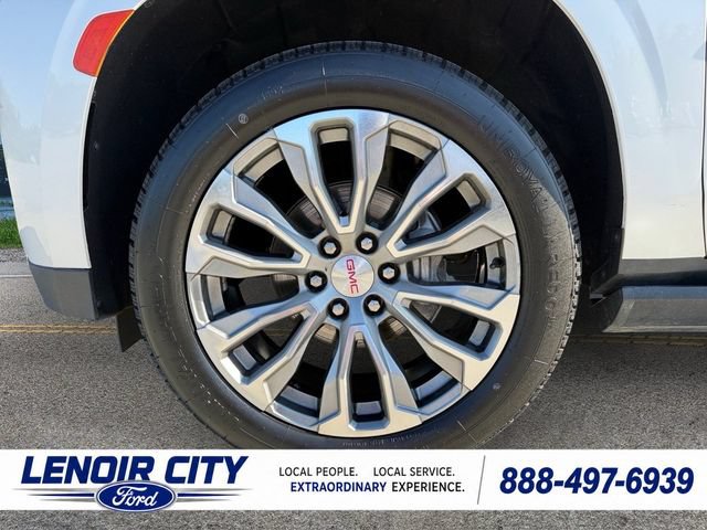 Used 2021 GMC Yukon Denali w/ Denali Premium Package AWD/4WD image 9
