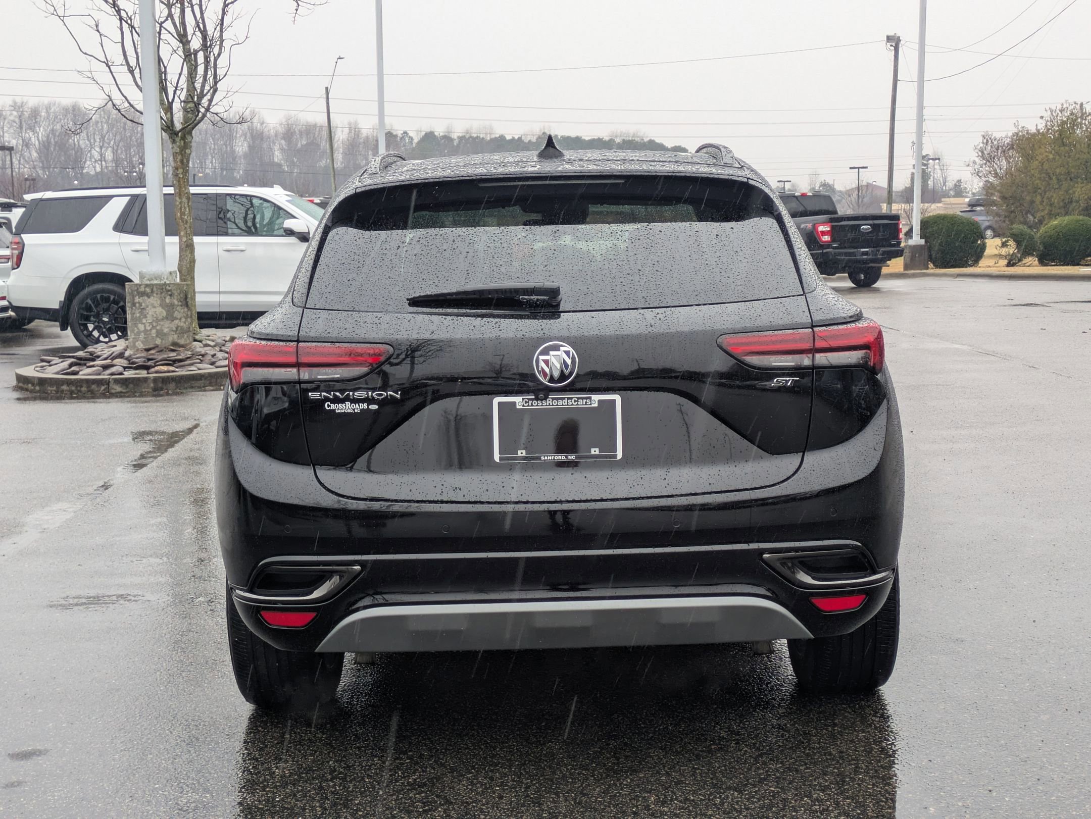 Used 2021 Buick Envision Essence w/ Technology Package I image 4