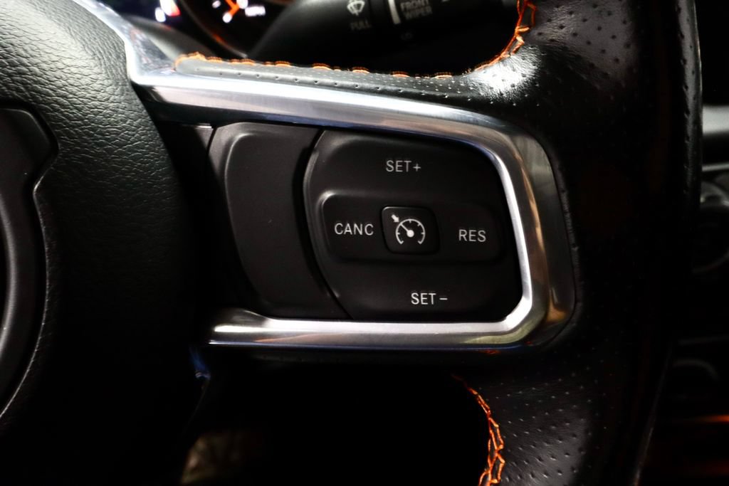 Used 2023 Jeep Gladiator Mojave w/ Cold Weather Group AWD/4WD image 28