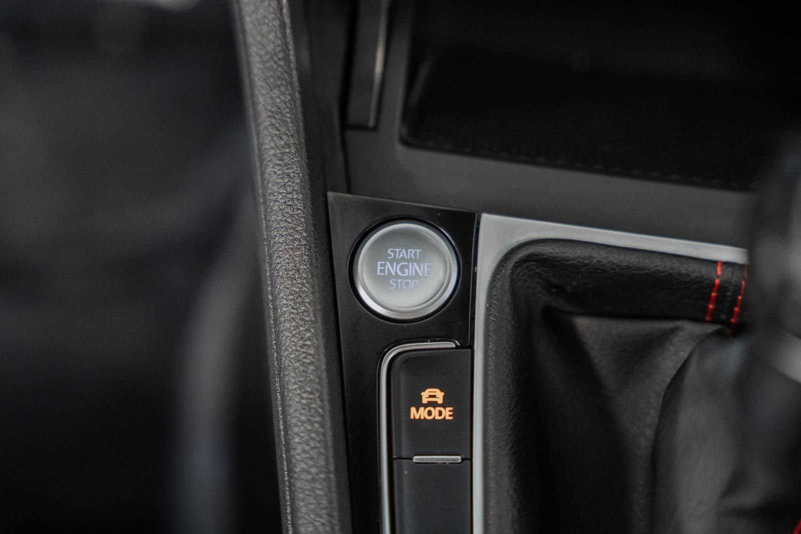 Used 2019 Volkswagen GTI Autobahn image 33