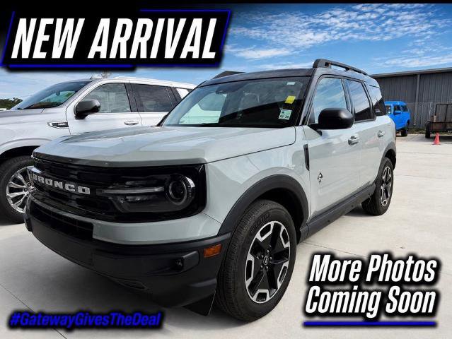 Certified 2022 Ford Bronco Sport Outer Banks w/ Tech Package AWD/4WD image 1