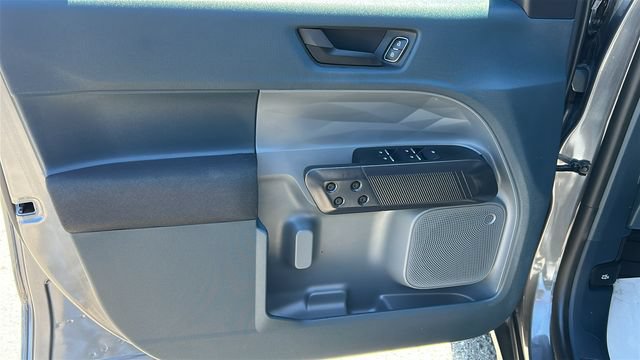 Certified 2025 Ford Maverick XL FWD image 16