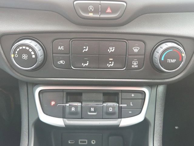 Used 2024 GMC Terrain SLE AWD/4WD image 31