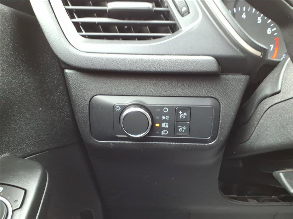 Certified 2022 Ford Escape SE w/ Cold Weather Package image 15