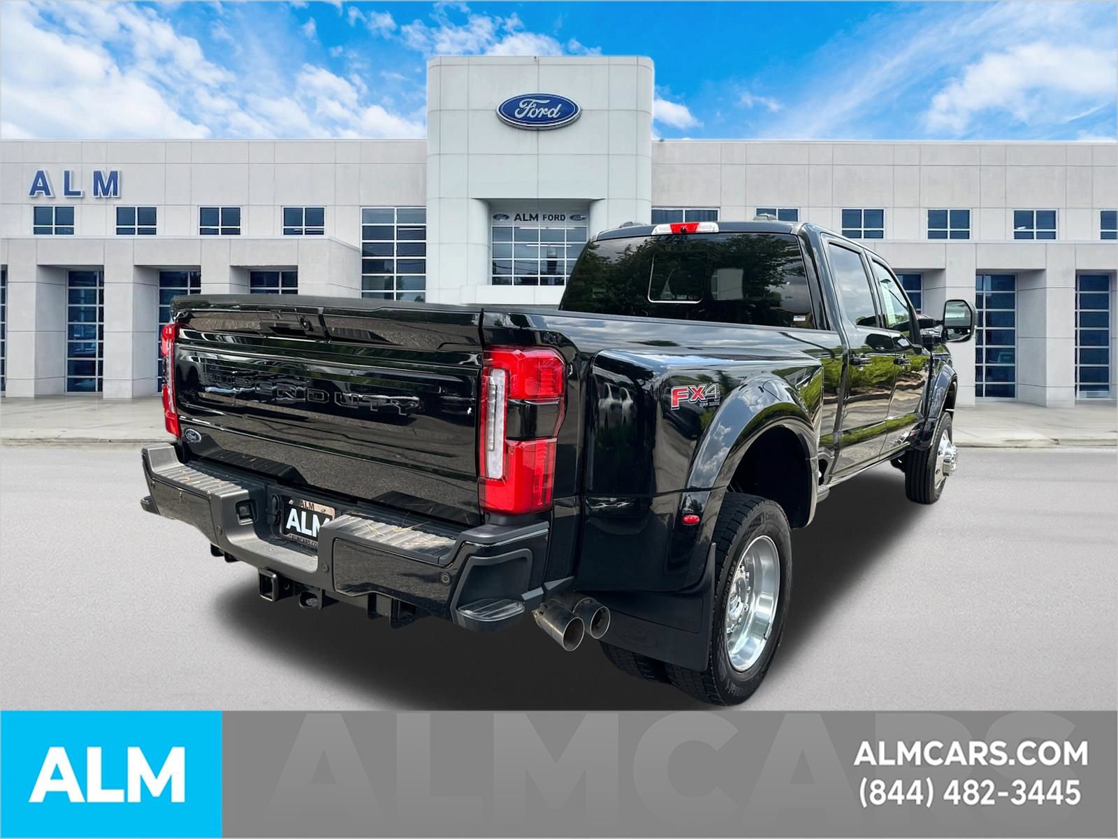 Certified 2025 Ford F450 Platinum w/ FX4 Off-Road Package AWD/4WD image 5
