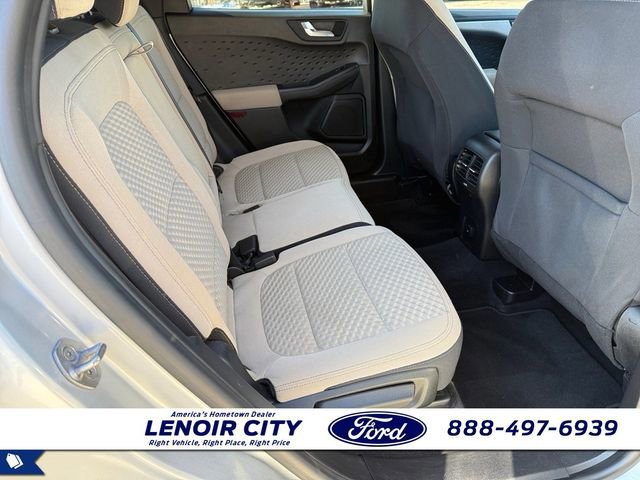 Certified 2020 Ford Escape SE image 12