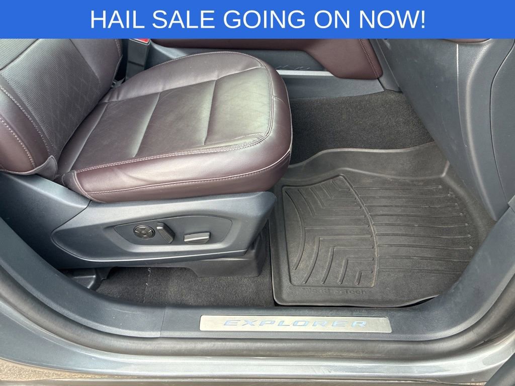 Certified 2025 Ford Explorer Platinum image 52