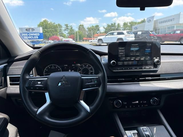 Used 2022 Mitsubishi Outlander SE FWD image 26