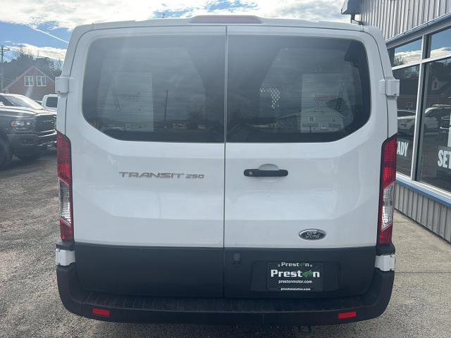 Certified 2022 Ford Transit 250 w/ Exterior Upgrade Package image 4