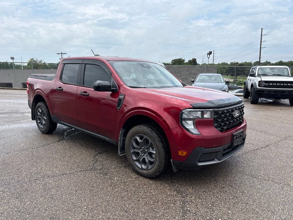 Certified 2025 Ford Maverick XLT w/ XLT Luxury Package FWD image 1
